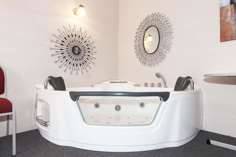 The Grampians Motel - Tweed Heads Accommodation 4