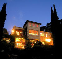 Villa Mallorca - Tweed Heads Accommodation
