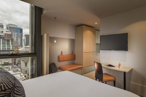 Brady Hotels Central Melbourne - Tweed Heads Accommodation 5