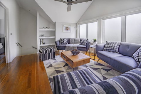 Bayview Loft - Tweed Heads Accommodation 2