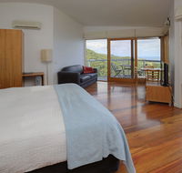Chris's Beacon Point Restaurant  Villas - Tweed Heads Accommodation