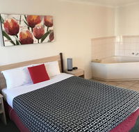 Beachcomber Motel  Apartments - Tweed Heads Accommodation