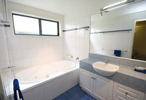Anchorage Motel & Villas Lorne - Tweed Heads Accommodation 12