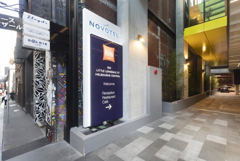 Novotel Melbourne Central - Tweed Heads Accommodation 31
