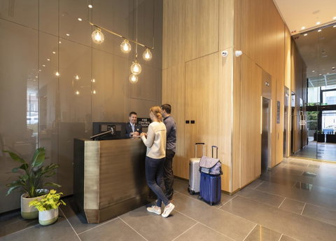 Novotel Melbourne Central - Tweed Heads Accommodation 17