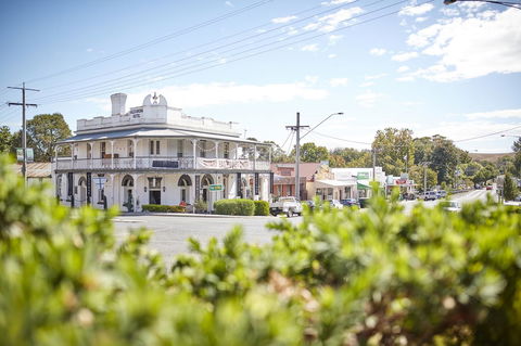 The Alexandra Hotel - Tweed Heads Accommodation 0