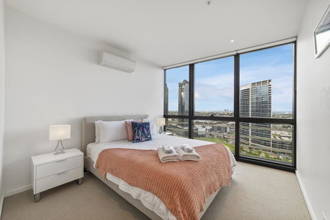 Best Views On Collins - Tweed Heads Accommodation 33