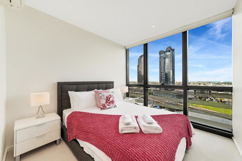 Best Views On Collins - Tweed Heads Accommodation 37