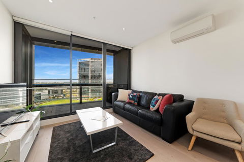 Best Views On Collins - Tweed Heads Accommodation 5