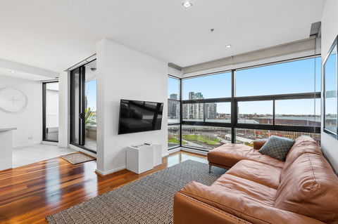 Melbourne Holiday Apartments Flinders Wharf - Tweed Heads Accommodation 6