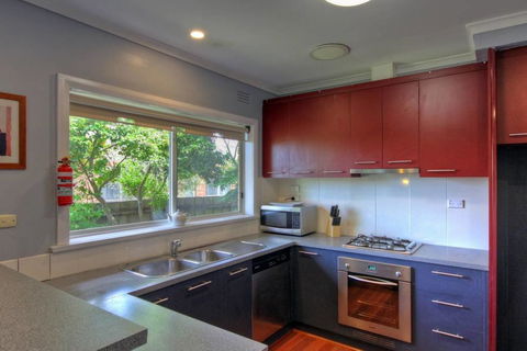 Jacaranda House - Tweed Heads Accommodation 4