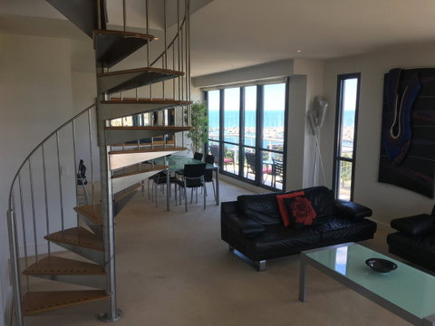 Geelong Waterfront Penthouse Apartment - Tweed Heads Accommodation 4