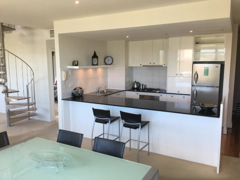 Geelong Waterfront Penthouse Apartment - Tweed Heads Accommodation 11