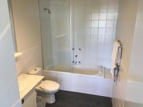 Geelong Waterfront Penthouse Apartment - Tweed Heads Accommodation 15