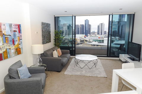 Waterfront Melbourne Apartments - Tweed Heads Accommodation 44