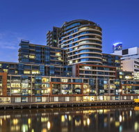 Waterfront Melbourne Apartments - Tweed Heads Accommodation