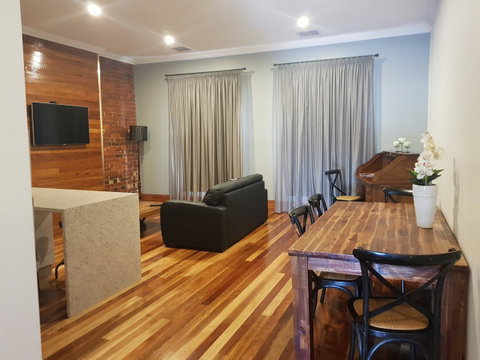 Sublime Spa Apartments - Tweed Heads Accommodation 4