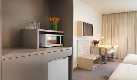 Travelodge Hotel Melbourne Docklands - Tweed Heads Accommodation 13