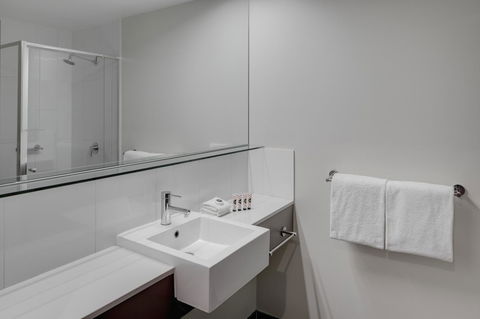 Travelodge Hotel Melbourne Docklands - Tweed Heads Accommodation 14