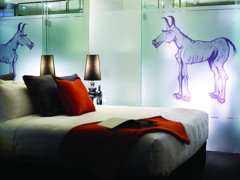 The Cullen Melbourne - Art Series - Tweed Heads Accommodation 31