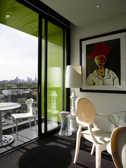 The Cullen Melbourne - Art Series - Tweed Heads Accommodation 5