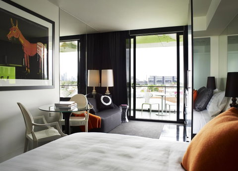 The Cullen Melbourne - Art Series - Tweed Heads Accommodation 27