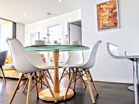 Homestay Ocean View With Gym Sauna - Tweed Heads Accommodation 10