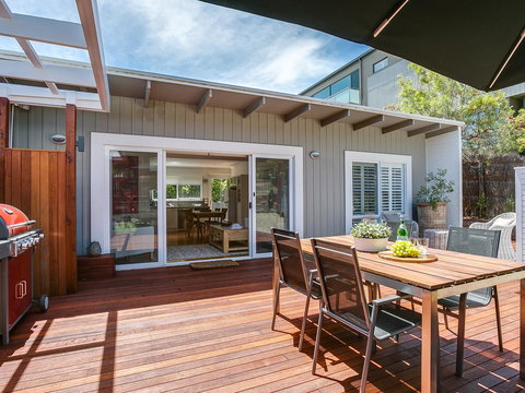 Capella Villa No. 4 - Stunning Luxury Decor Inside And Out - Tweed Heads Accommodation 8