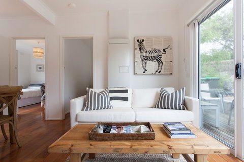 Capella Villa No. 4 - Stunning Luxury Decor Inside And Out - Tweed Heads Accommodation 3