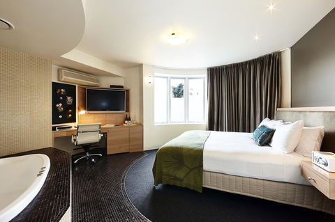 Saint Kilda Beach Hotel - Formerly Rydges St Kilda - Tweed Heads Accommodation 1