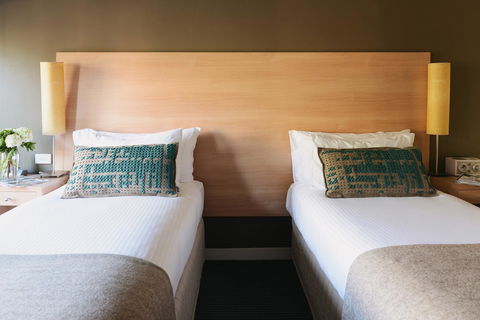 Saint Kilda Beach Hotel - Formerly Rydges St Kilda - Tweed Heads Accommodation 8