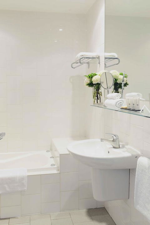 Saint Kilda Beach Hotel - Formerly Rydges St Kilda - Tweed Heads Accommodation 21
