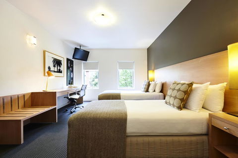 Saint Kilda Beach Hotel - Formerly Rydges St Kilda - Tweed Heads Accommodation 9