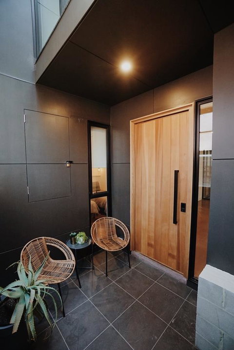 THE WAREHOUSE APARTMENTS - Tweed Heads Accommodation 5
