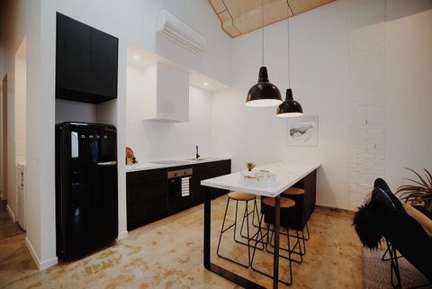 THE WAREHOUSE APARTMENTS - Tweed Heads Accommodation 11