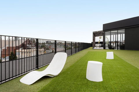 Modern Apartment In The Heart Of St Kilda - Tweed Heads Accommodation 18