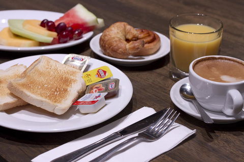 Causeway 353 Hotel - Tweed Heads Accommodation 19