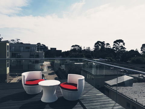 Apartments In Phillip Island Towers - Block C - Tweed Heads Accommodation 22