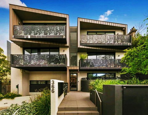 Apartments In Richmond Church St Near MCG - Tweed Heads Accommodation 4