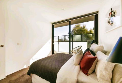 Apartments In Richmond Church St Near MCG - Tweed Heads Accommodation 15