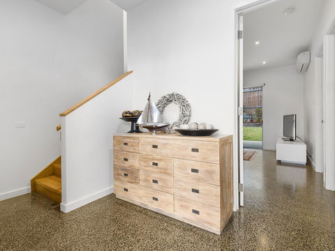 Aireys Ocean View - Tweed Heads Accommodation 11