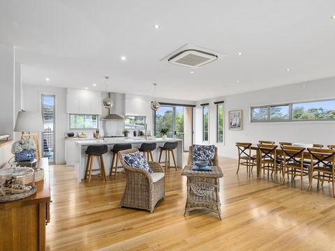 Aireys Ocean View - Tweed Heads Accommodation 5