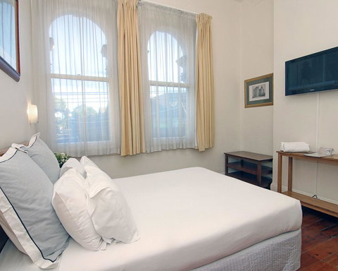 Hotel Claremont Guest House - Tweed Heads Accommodation 8