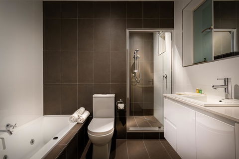 Crest On Barkly Hotel - Tweed Heads Accommodation 28