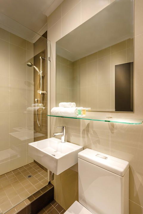 Crest On Barkly Hotel - Tweed Heads Accommodation 27