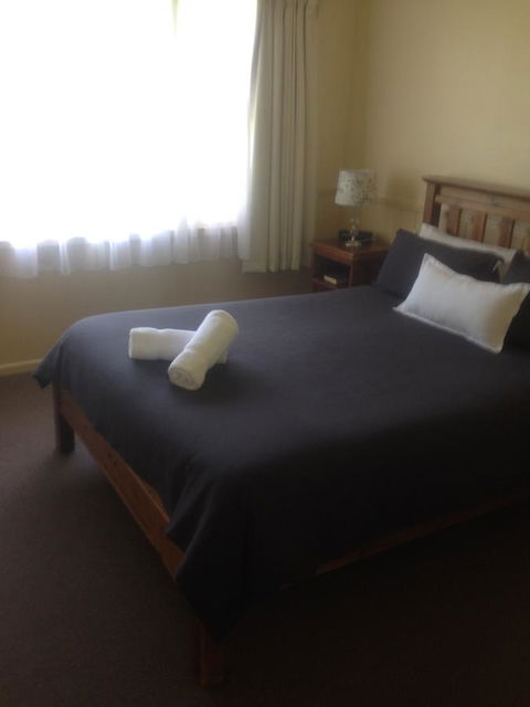 Viewhill Holiday Units - Tweed Heads Accommodation 9