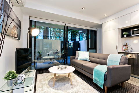 Complete Host Halo Apartments - Tweed Heads Accommodation 13