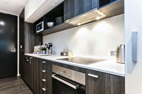 Complete Host Halo Apartments - Tweed Heads Accommodation 40