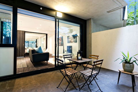 Complete Host Halo Apartments - Tweed Heads Accommodation 36
