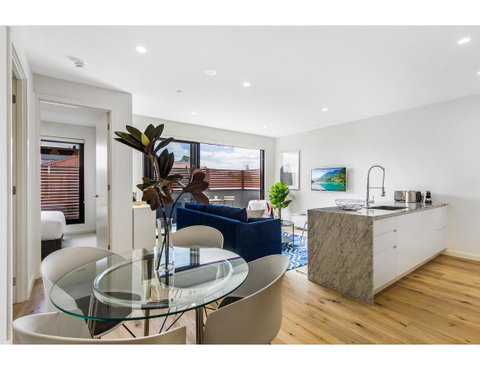 Boutique Apartment In Quiet, Sought-after Suburb - Tweed Heads Accommodation 10